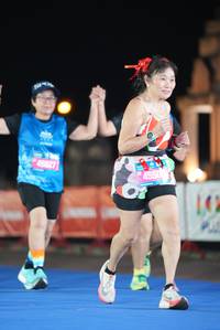 BIB: 45827, 4550
                            <button type="button" onclick="openModal(19766000)" class="btn btn-primary btn-sm float-right btn-popup" data-toggle="modal" data-target=".modal-high-quality">
                        <i class="fas fa-shopping-cart"></i> Add to Cart
                    </button>
                                            <button type="button" onclick="isThisMe(19766000, true)" class="btn btn-success btn-sm float-right btn-popup btn-isme hidden" data-toggle="tooltip" data-placement="bottom" title="นี่คือรูปของคุณใช่ไหม คลิกที่นี่เพื่อเอาเข้าอัลบั้ม">
                        <i class="fas fa-plus"></i> Add to album
                    </button>
                    <button type="button" onclick="isThisMe(19766000, false)" class="btn btn-warning btn-sm float-right btn-popup btn-isnotme hidden">
                        <i class="fas fa-ban"></i> Remove from album
                    </button>